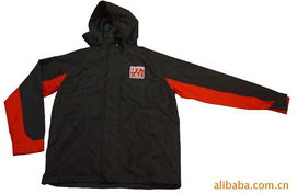 廣州市欣蘭服飾 精選男式大衣系列，打造型格冬日衣櫥